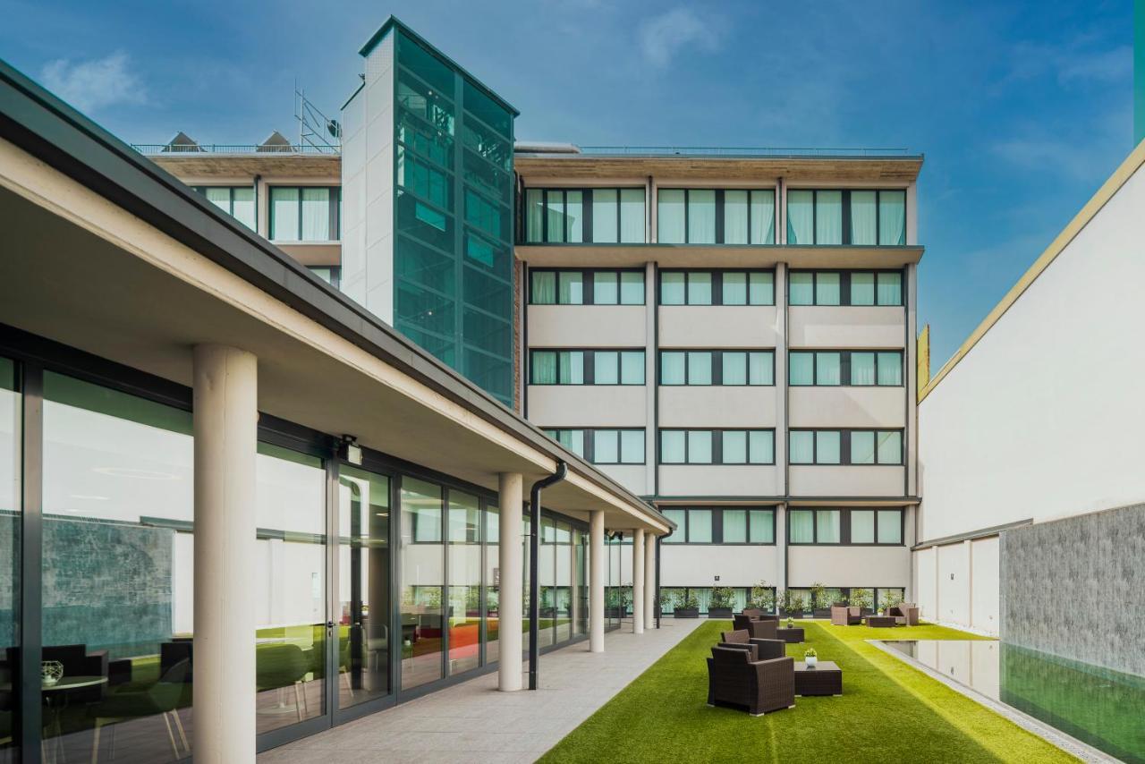 Fasthotel Linate Segrate Esterno foto