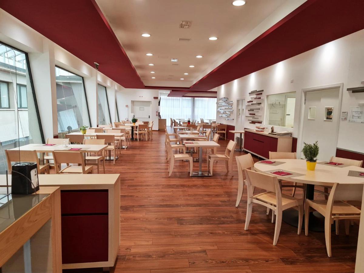 Fasthotel Linate Segrate Esterno foto