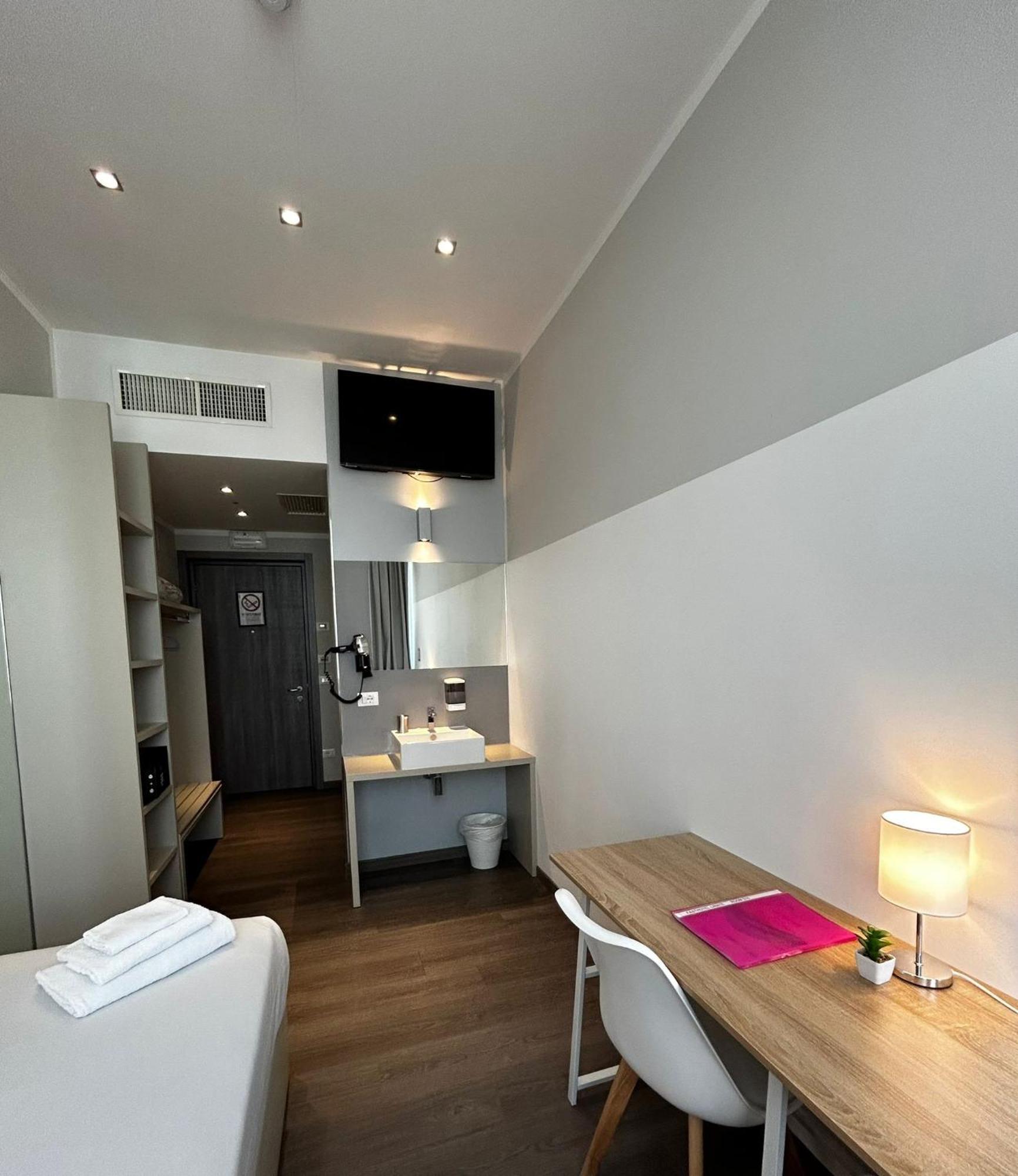 Fasthotel Linate Segrate Esterno foto